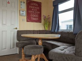 Skipsea Sands Holiday Park - Holiday Accommodation 19546 - North Yorkshire (incl. Whitby) - 1187008 - thumbnail photo 7
