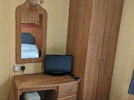 Skipsea Sands Holiday Park - Holiday Accommodation 19546 - North Yorkshire (incl. Whitby) - 1187008 - thumbnail photo 13