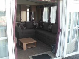 White Acres Holiday Park - Holiday Accommodation 19550 - Cornwall - 1187012 - thumbnail photo 4