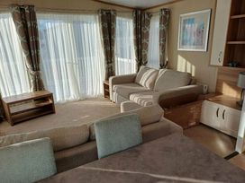 Hoburne Bashley - Holiday Accommodation 19557 - Hampshire - 1187015 - thumbnail photo 3