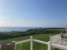 Devon Cliffs Holiday Park - Holiday Accommodation 19562 - Devon - 1187017 - thumbnail photo 14