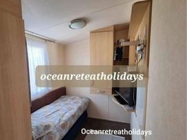 Ocean Heights Leisure Park - Holiday Accommodation 19563 - Mid Wales - 1187018 - thumbnail photo 5