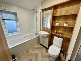 Newquay Holiday Park - Holiday Accommodation 19569 - Cornwall - 1187020 - thumbnail photo 10