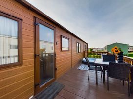 Tattershall Lakes Country Park - Holiday Accommodation 19572 - Lincolnshire - 1187022 - thumbnail photo 2