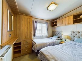 Tattershall Lakes Country Park - Holiday Accommodation 19572 - Lincolnshire - 1187022 - thumbnail photo 10