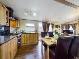 Tattershall Lakes Country Park - Holiday Accommodation 19578 - Lincolnshire - 1187025 - thumbnail photo 4