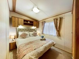 Tattershall Lakes Country Park - Holiday Accommodation 19578 - Lincolnshire - 1187025 - thumbnail photo 8