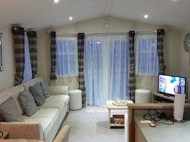 St Osyth Holiday Village - Holiday Accommodation 19601 - Suffolk & Essex - 1187033 - thumbnail photo 1
