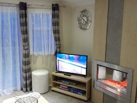 St Osyth Holiday Village - Holiday Accommodation 19601 - Suffolk & Essex - 1187033 - thumbnail photo 14