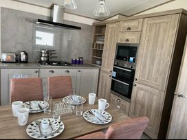 Marton Mere Holiday Village - Holiday Accommodation 19630 - Lake District - 1187039 - thumbnail photo 2