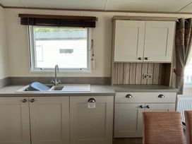 Marton Mere Holiday Village - Holiday Accommodation 19630 - Lake District - 1187039 - thumbnail photo 3