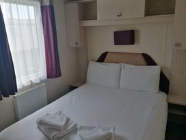 Camber Sands Holiday Park - Holiday Accommodation 19642 - Kent & Sussex - 1187045 - thumbnail photo 4
