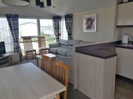 Camber Sands Holiday Park - Holiday Accommodation 19642 - Kent & Sussex - 1187045 - thumbnail photo 8