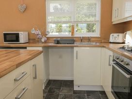 Cayton Bay Caravan Park - Holiday Accommodation 19644 - North Yorkshire (incl. Whitby) - 1187046 - thumbnail photo 9
