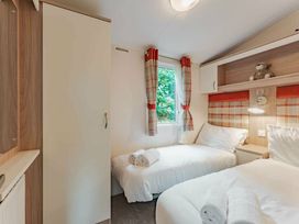 Kelling Heath Holiday Park - Holiday Accommodation 19668 - Norfolk - 1187054 - thumbnail photo 11