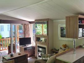 Aberdunant Hall Holiday Park - Holiday Accommodation 19672 - North Wales - 1187057 - thumbnail photo 6