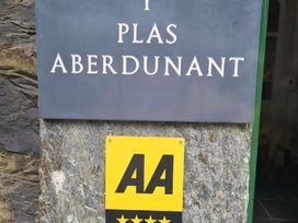 Aberdunant Hall Holiday Park - Holiday Accommodation 19672 - North Wales - 1187057 - thumbnail photo 7