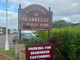 Seabreeze Caravan Park - Holiday Accommodation 19681 - Norfolk - 1187061 - thumbnail photo 14
