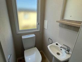 Hopton Holiday Village - Holiday Accommodation 19689 - Suffolk & Essex - 1187067 - thumbnail photo 6