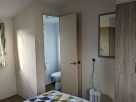 Lyons Robin Hood - Holiday Accommodation 19701 - North Wales - 1187069 - thumbnail photo 13
