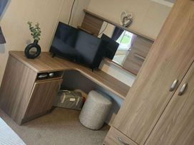 Marton Mere Holiday Village - Holiday Accommodation 19713 - Lake District - 1187076 - thumbnail photo 4