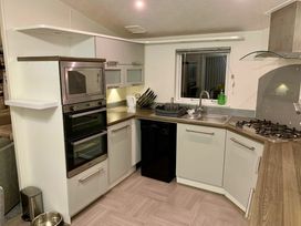 Golden Sands Kinmel Bay - Holiday Accommodation 19715 - North Wales - 1187078 - thumbnail photo 3