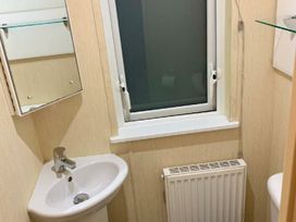 Golden Sands Kinmel Bay - Holiday Accommodation 19715 - North Wales - 1187078 - thumbnail photo 6