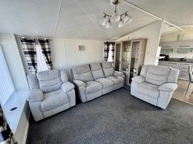 Golden Sands Kinmel Bay - Holiday Accommodation 19715 - North Wales - 1187078 - thumbnail photo 17