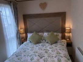 Hoburne Blue Anchor - Holiday Accommodation 19720 - Devon - 1187081 - thumbnail photo 4