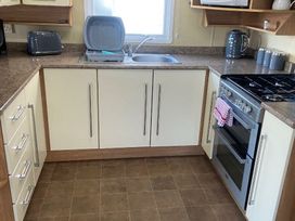 Quay West Holiday Park - Holiday Accommodation 19725 - Mid Wales - 1187082 - thumbnail photo 4