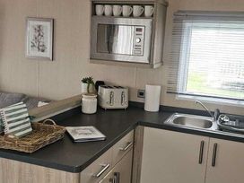 Skipsea Sands Holiday Park - Holiday Accommodation 19730 - North Yorkshire (incl. Whitby) - 1187085 - thumbnail photo 8