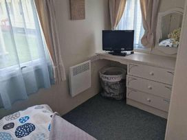 Happy Days Beachfield - Holiday Accommodation 19751 - Lincolnshire - 1187089 - thumbnail photo 7