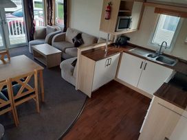 Caister Holiday Park - Holiday Accommodation 19783 - Norfolk - 1187098 - thumbnail photo 2