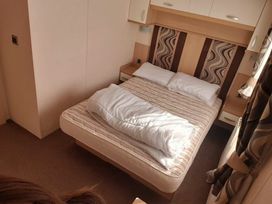 Caister Holiday Park - Holiday Accommodation 19783 - Norfolk - 1187098 - thumbnail photo 4