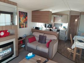 Hunters Quay Holiday Village - Holiday Accommodation 19798 -  - 1187103 - thumbnail photo 6
