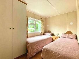 Kent Coast Holiday Park - Holiday Accommodation 19813 - Kent & Sussex - 1187110 - thumbnail photo 3