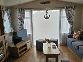 Caister Holiday Park - Holiday Accommodation 19814 - Norfolk - 1187111 - thumbnail photo 7