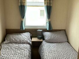 Marton Mere Holiday Village - Holiday Accommodation 19818 - Lake District - 1187112 - thumbnail photo 5