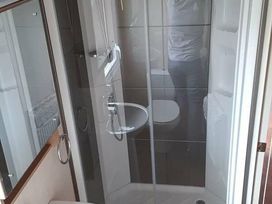 Caister Holiday Park - Holiday Accommodation 19819 - Norfolk - 1187113 - thumbnail photo 4