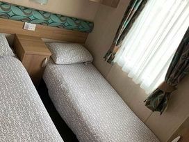 Caister Holiday Park - Holiday Accommodation 19819 - Norfolk - 1187113 - thumbnail photo 11