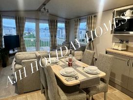 Ty Mawr Holiday Park - Holiday Accommodation 19828 - North Wales - 1187115 - thumbnail photo 4