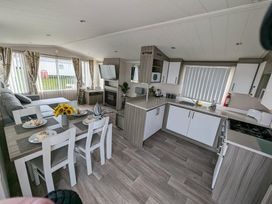 Cala Gran Holiday Park - Holiday Accommodation 19848 - Lake District - 1187124 - thumbnail photo 5