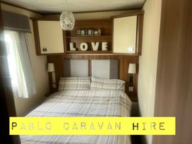Palins Holiday Park - Holiday Accommodation 19854 - North Wales - 1187126 - thumbnail photo 17