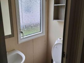 Quay West Holiday Park - Holiday Accommodation 19857 - Mid Wales - 1187128 - thumbnail photo 8
