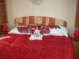 Owens Caravan Park - Holiday Accommodation 1987 - North Wales - 1187133 - thumbnail photo 2