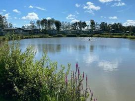 Herons Mead Caravan Park - Holiday Accommodation 19899 - Lincolnshire - 1187145 - thumbnail photo 19