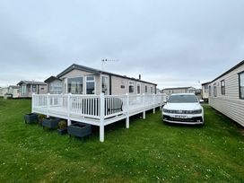 Harlyn Sands - Holiday Accommodation 19905 - Cornwall - 1187146 - thumbnail photo 1