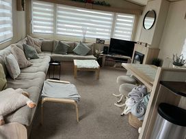 Clarach Bay Holiday Village - Holiday Accommodation 19922 - Mid Wales - 1187152 - thumbnail photo 12