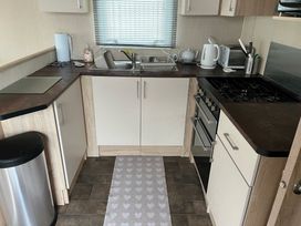 Clarach Bay Holiday Village - Holiday Accommodation 19922 - Mid Wales - 1187152 - thumbnail photo 13