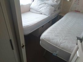 Weymouth Bay Holiday Park - Holiday Accommodation 19931 - Dorset - 1187157 - thumbnail photo 11